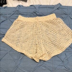 Cream Crochet Women's Shorts